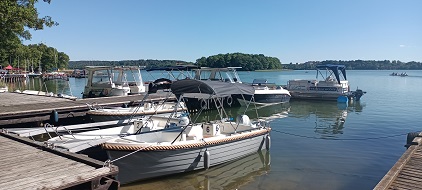 Wynajem łodzi na mazurach bez wymaganych uprawnień